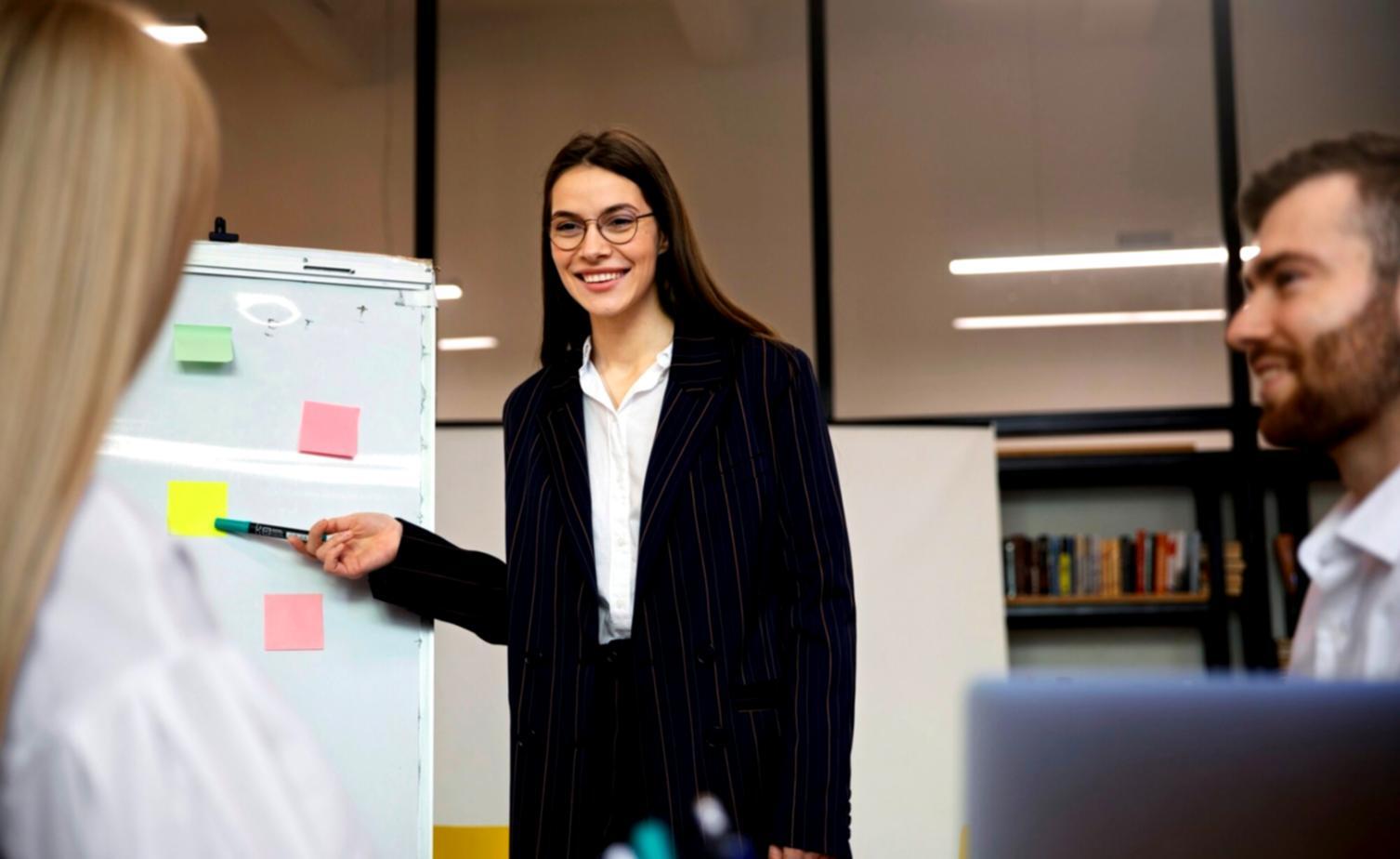 Collaborative business finance learning environment